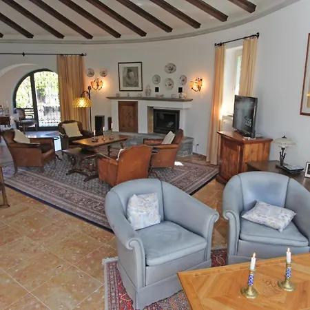 Casa de Férias Casa San Sebastiano, 5,5-zimmerhaus By Holap Sa